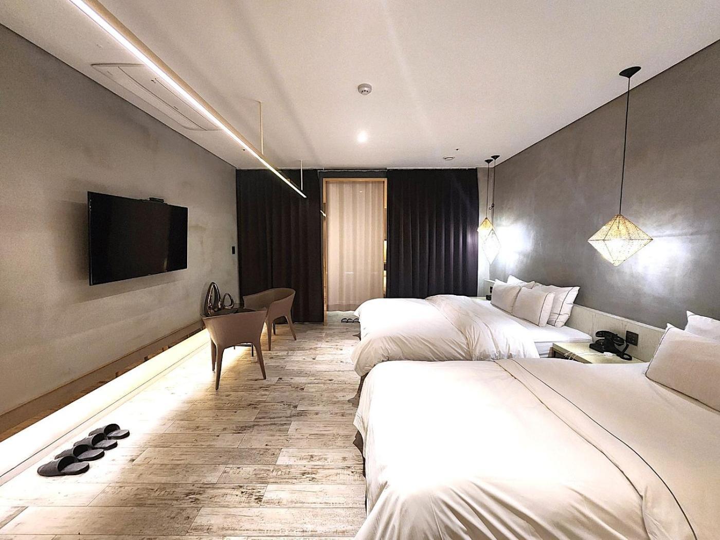 Ischia Hotel Yongin Buitenkant foto