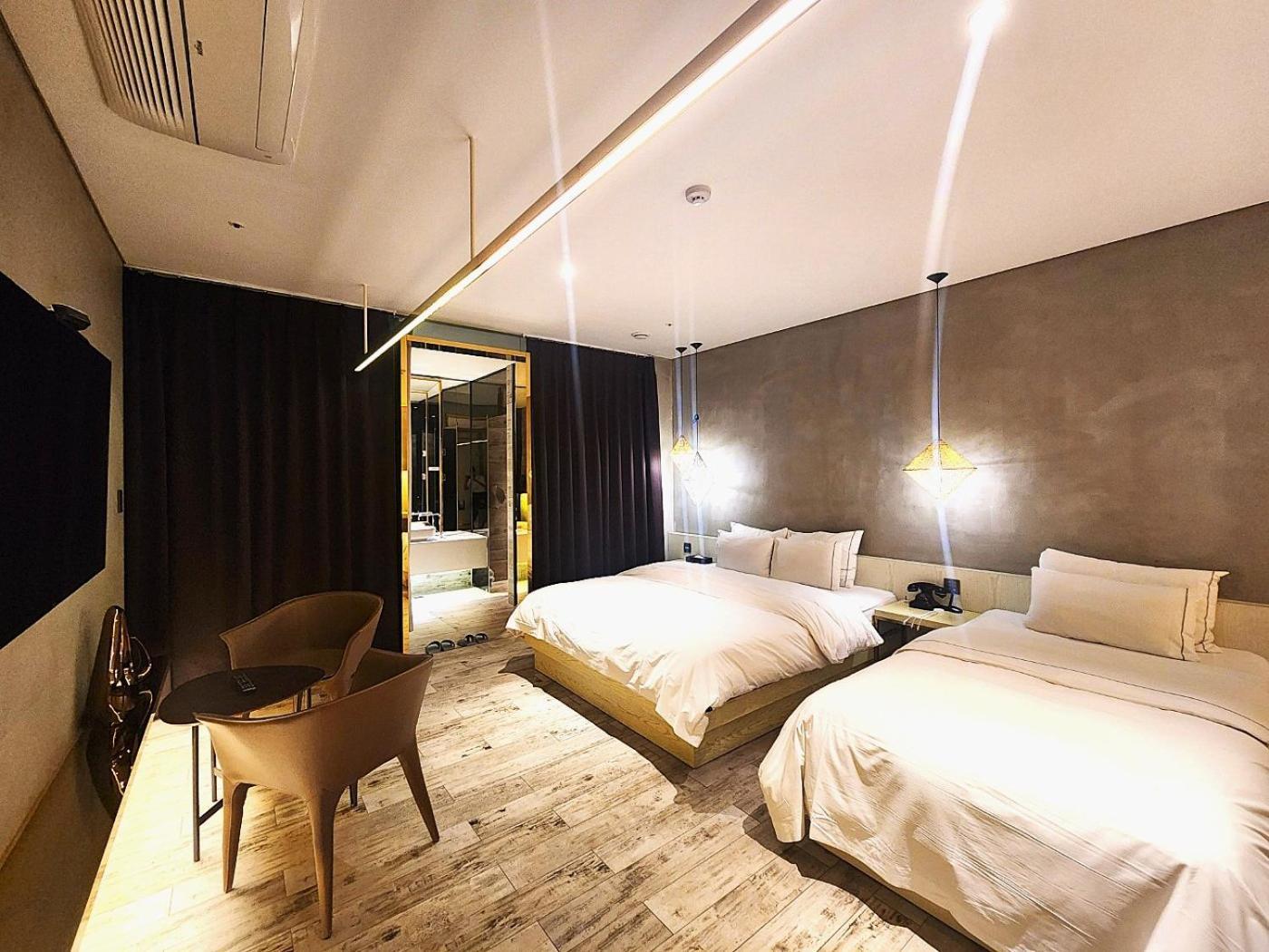 Ischia Hotel Yongin Buitenkant foto