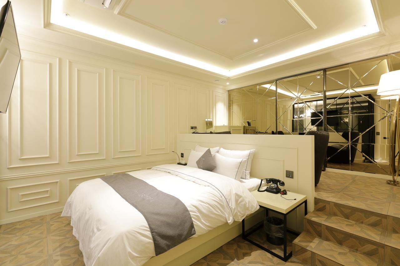 Ischia Hotel Yongin Buitenkant foto